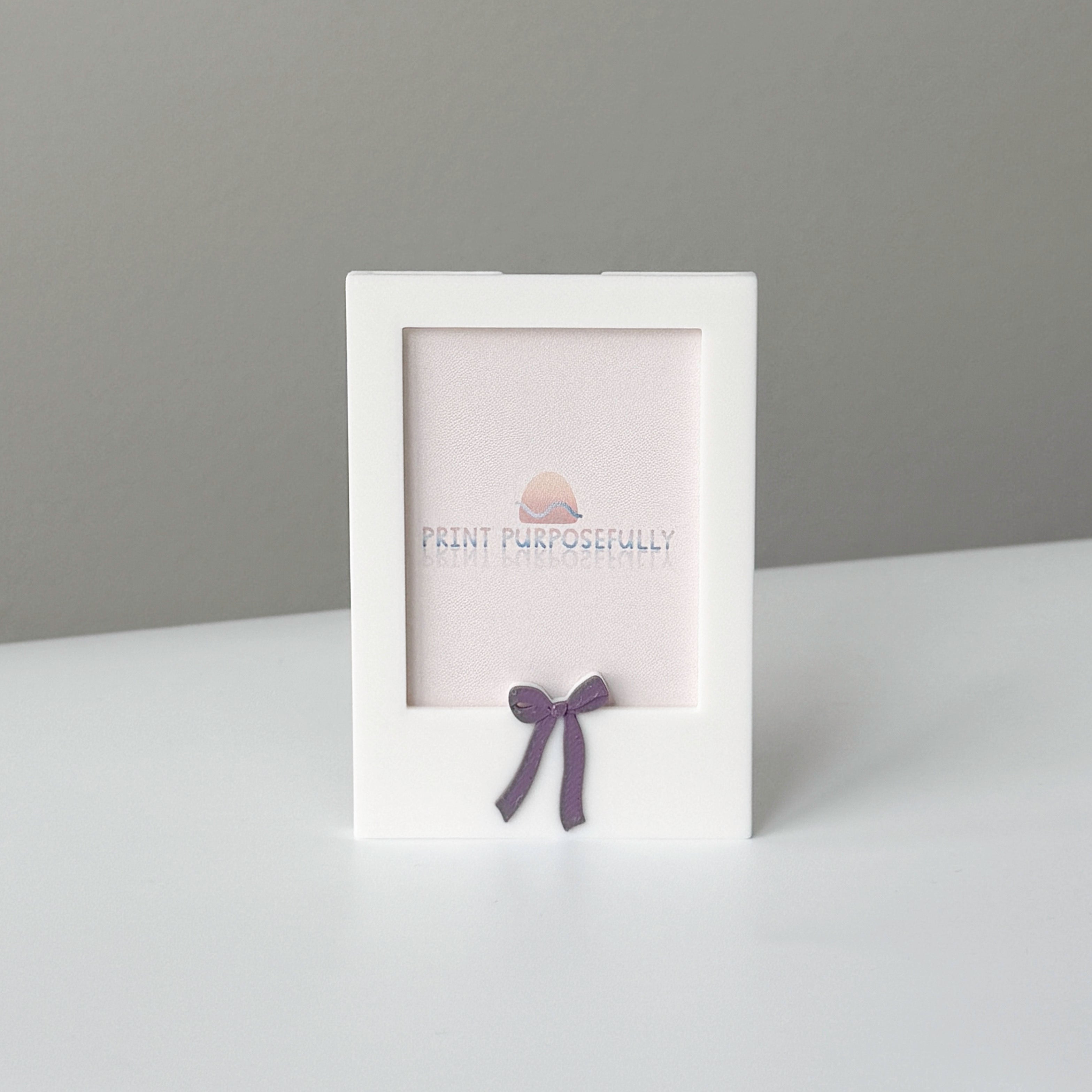 Bow Accent White Frame Magnet