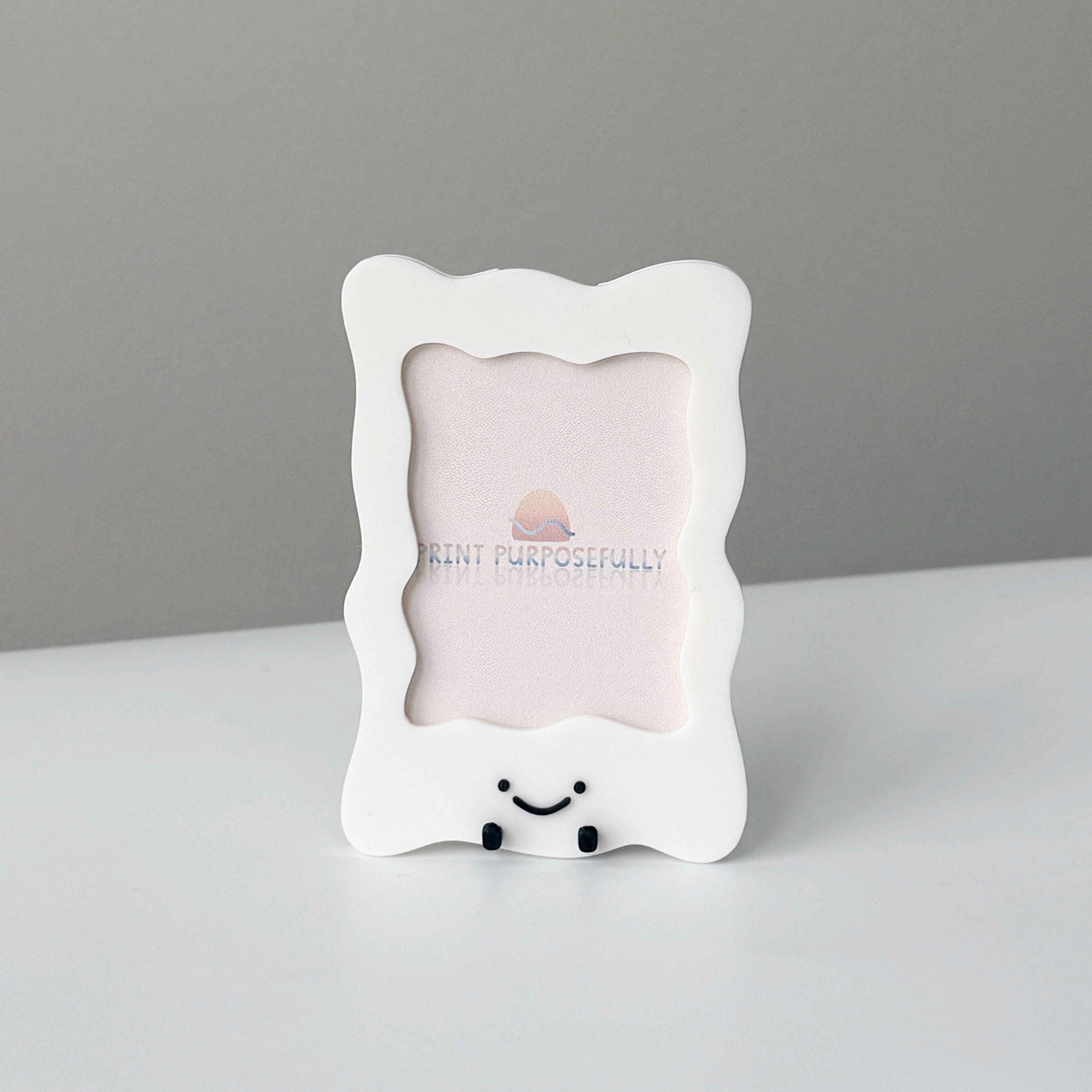 Wavy Frame Magnet