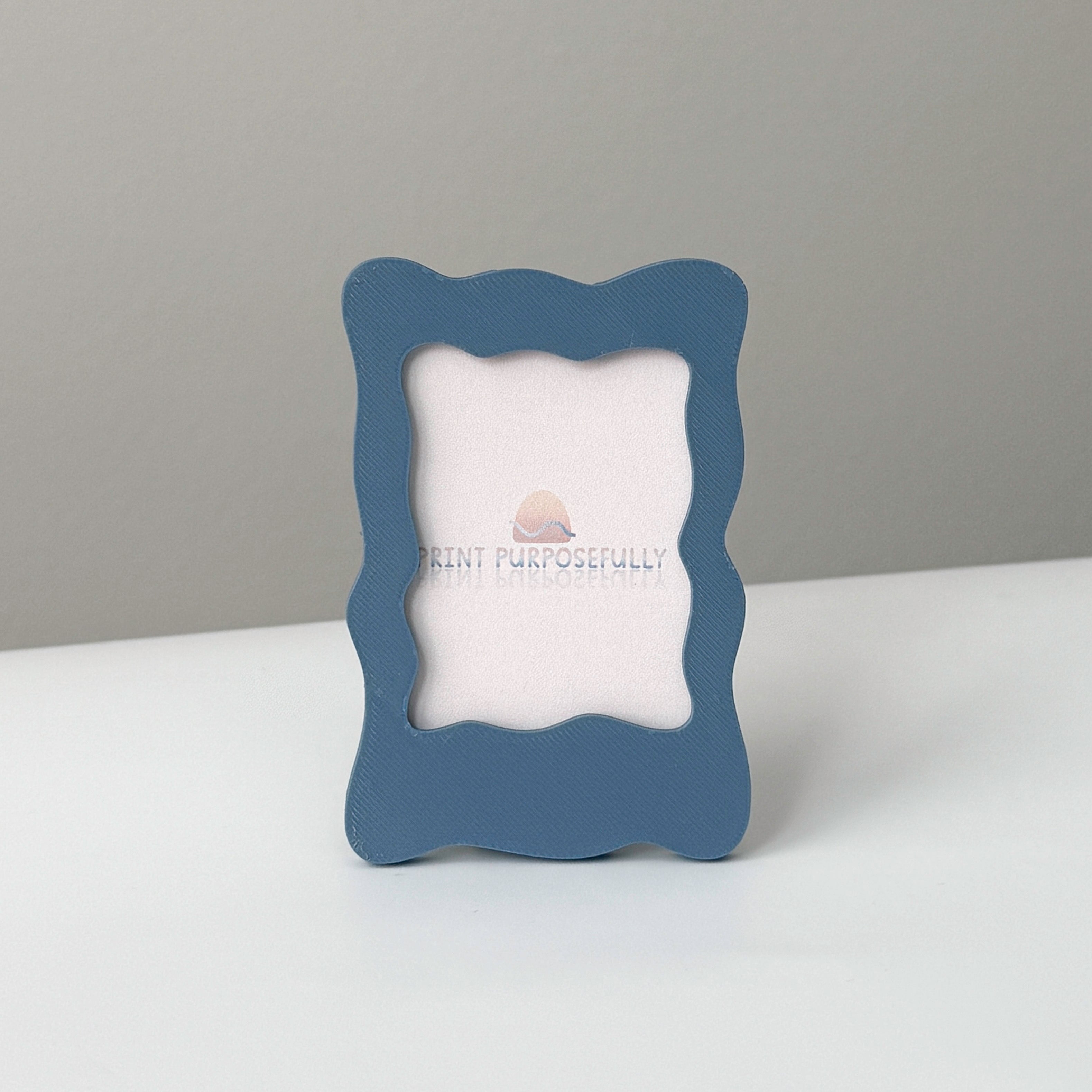 Wavy Frame Magnet